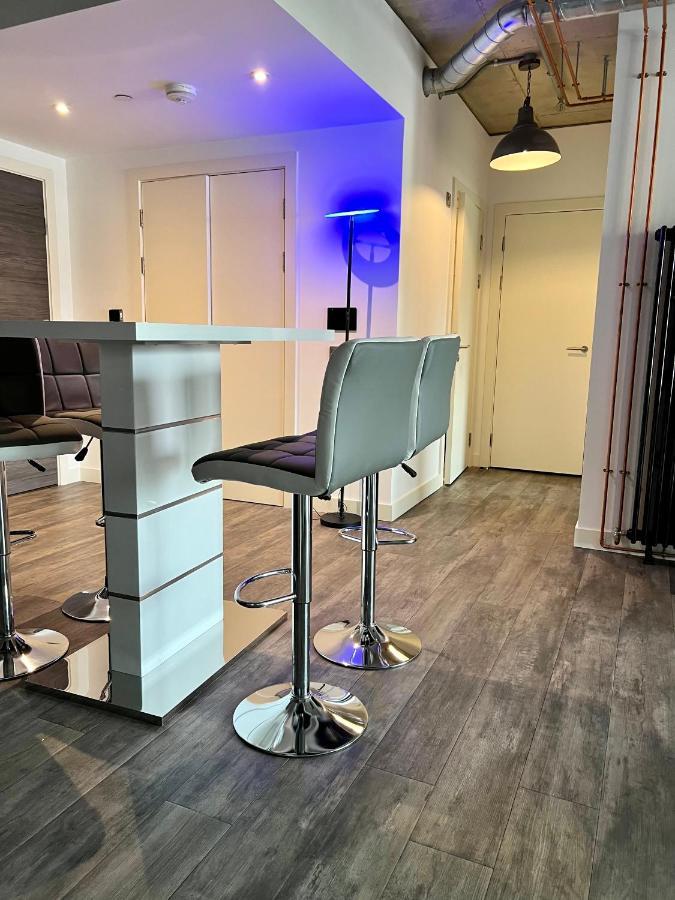 Hotel Apartment Two Bedroom Ferrum Wembley Park Londra Esterno foto